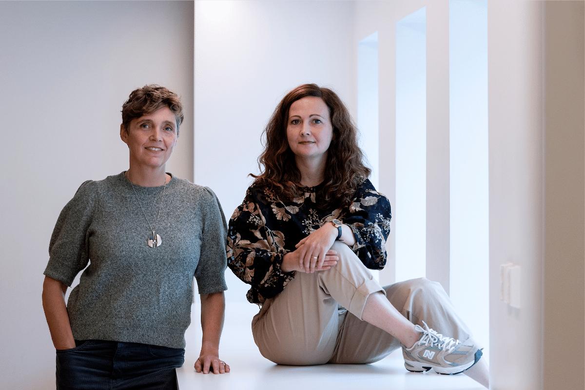 Bilde av Eli Lea og Hanne Jones som står bak Sammen om det-metoden.