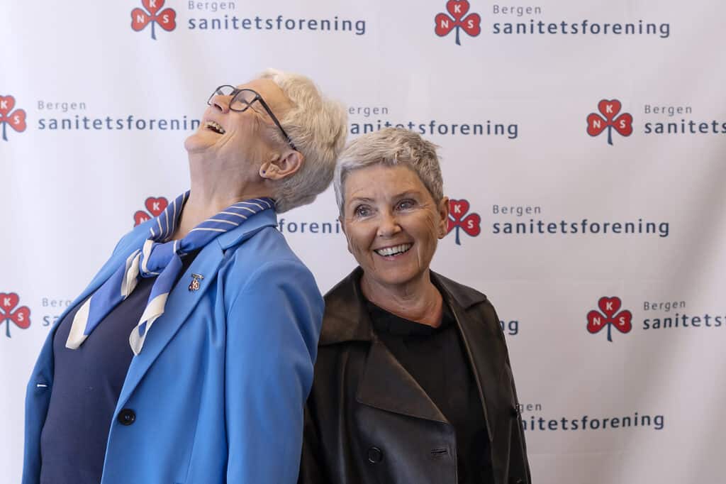 Bildet viser Helén Botnevik og Marit Bjørnstad.